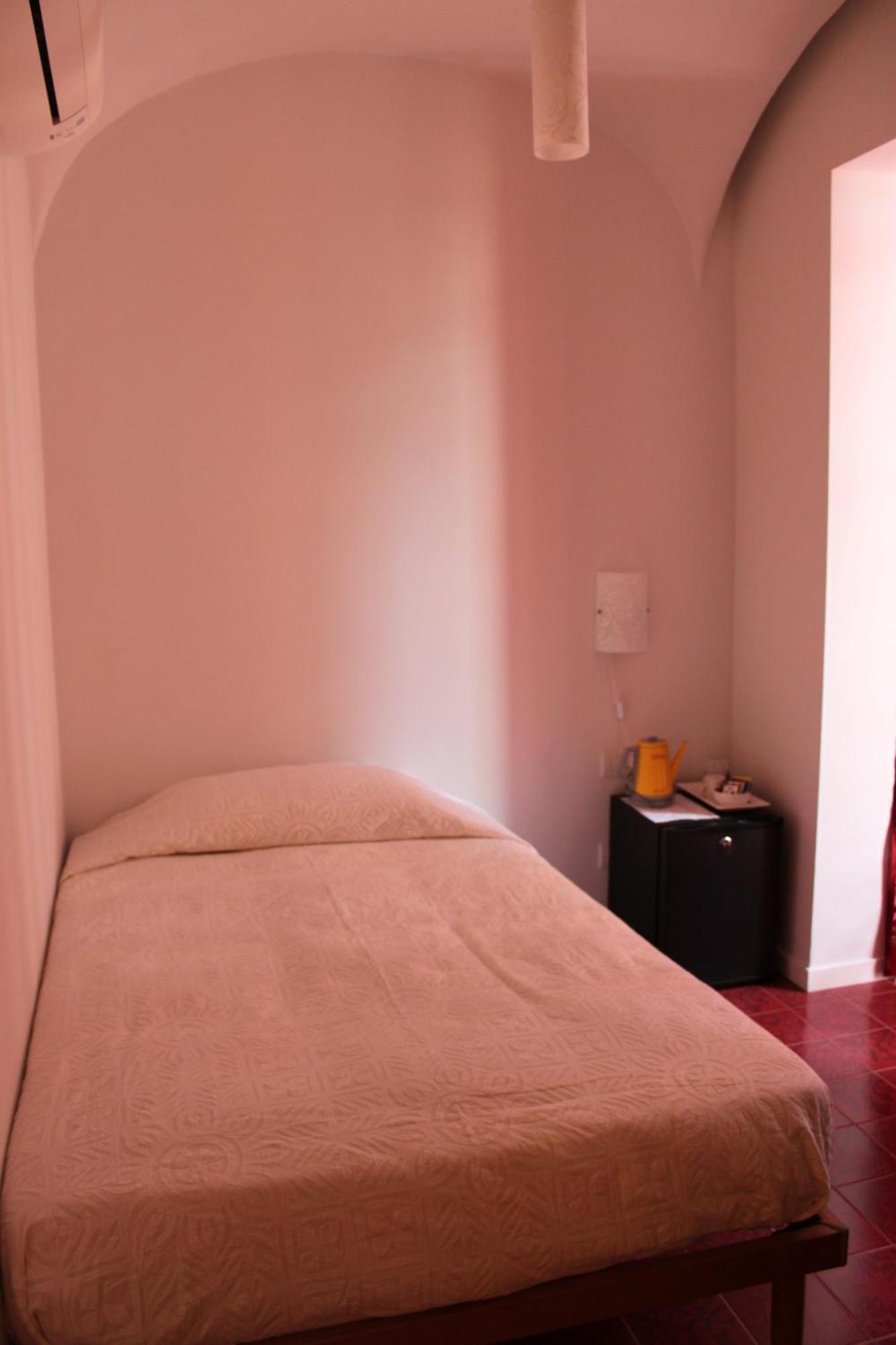 Abracadabra Tortona Bed & Breakfast มิลาน ภายนอก รูปภาพ